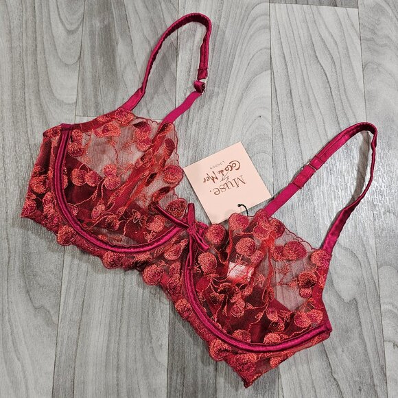 Muse by Coco de Mer Naomi Cherry Embroidered Underwired Plunge Bra, Size 30DD - Picture 1 of 7